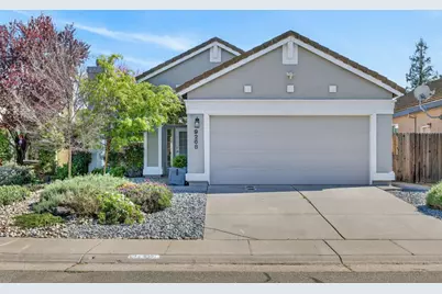 9268 Rose Parade Way, Sacramento, CA 95826 - Photo 2