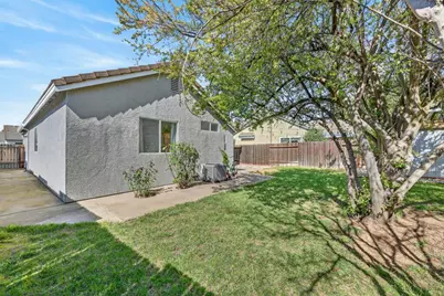 9268 Rose Parade Way, Sacramento, CA 95826 - Photo 38