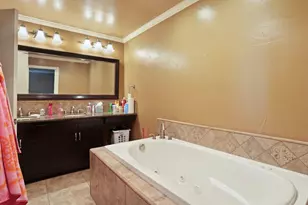 7157 Lighthouse Dr, Stockton, CA 95219 - Photo 18