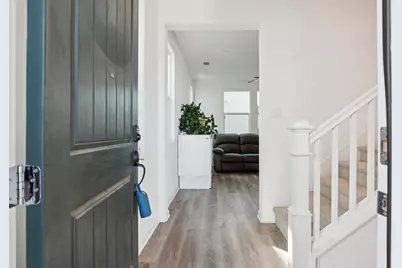 2413 Seaside Road, Lathrop, CA 95330 - Photo 4