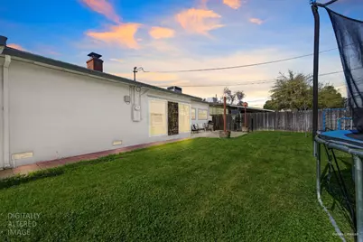 8300 Butternut Drive, Citrus Heights, CA 95621 - Photo 28