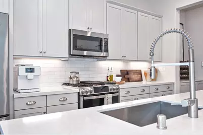 9 Fischbacher Street, Sacramento, CA 95816 - Photo 26