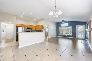 8600 Heritage Hill Dr, Elk Grove, CA 95624 - Photo 10