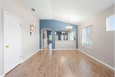 8600 Heritage Hill Drive, Elk Grove, CA 95624 - Photo 6