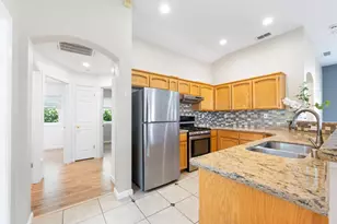 8600 Heritage Hill Dr, Elk Grove, CA 95624 - Photo 12