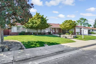 2436 Trevor Court, Madera, CA 93637 - Photo 2