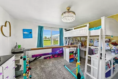 11890 Cresthill Drive, Elk Grove, CA 95624 - Photo 8