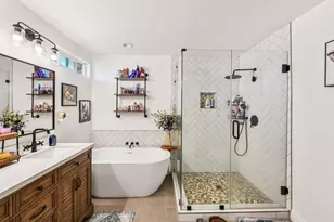 11890 Cresthill Dr, Elk Grove, CA 95624 - Photo 12