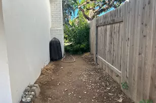 6636 St James Dr, Carmichael, CA 95608 - Photo 36