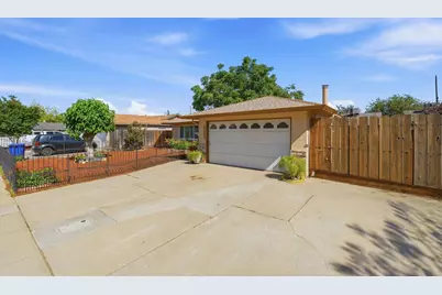 2433 Kildare Lane, Modesto, CA 95354 - Photo 2