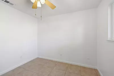 2433 Kildare Lane, Modesto, CA 95354 - Photo 18