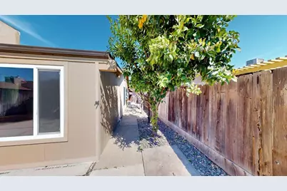 2604 Lincoln Oak Court, Modesto, CA 95355 - Photo 16