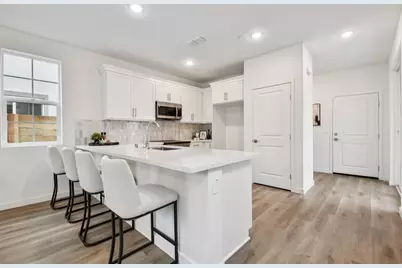 6451 Jacinto Avenue, Sacramento, CA 95823 - Photo 8