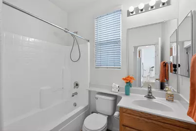 10157 Lofton Way, Elk Grove, CA 95757 - Photo 12