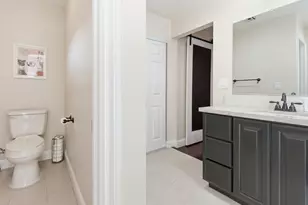 1700 Rolling Hills Rd, Sacramento, CA 95864 - Photo 24