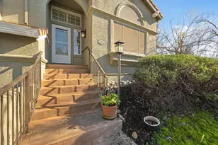 100 Hensey Ct, Folsom, CA 95630 - Photo 2