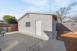 5676 James Wy, Sacramento, CA 95822 - Photo 22