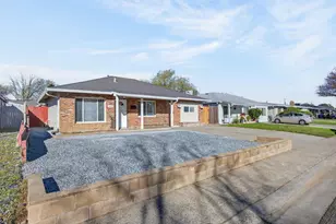 5676 James Wy, Sacramento, CA 95822 - Photo 40