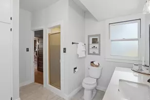 2720 Portola Way, Sacramento, CA 95818 - Photo 20