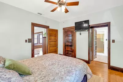 2720 Portola Way, Sacramento, CA 95818 - Photo 18