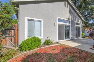 1100 La Fleur Way, Sacramento, CA 95831 - Photo 12