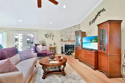 8050 Garryanna Drive, Citrus Heights, CA 95610 - Photo 14