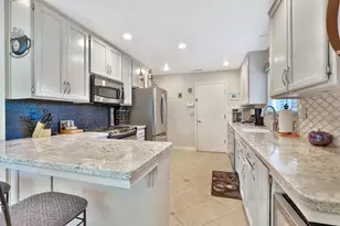 8050 Garryanna Dr, Citrus Heights, CA 95610 - Photo 6