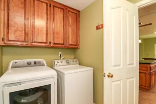 11939 Old Eureka Way, Gold River, CA 95670 - Photo 16