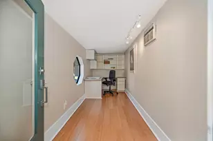 2945 27th St, Sacramento, CA 95818 - Photo 38