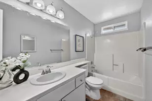 10243 Ellenwood Ave, Sacramento, CA 95827 - Photo 26