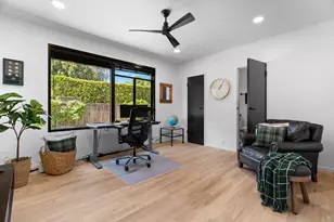 2401 Bonniebrook Dr, Stockton, CA 95207 - Photo 18