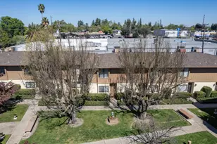 1077 Rivara Rd, Stockton, CA 95207 - Photo 4