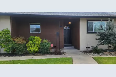 702 Elm Avenue, Galt, CA 95632 - Photo 2