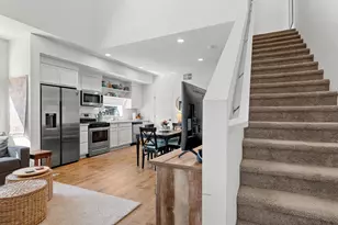 2411 Cleat Ln, Sacramento, CA 95818 - Photo 8