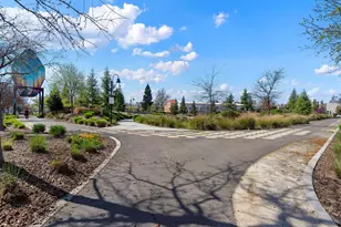 2411 Cleat Ln, Sacramento, CA 95818 - Photo 22