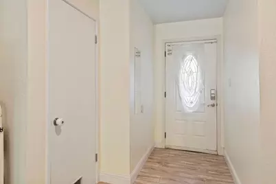 2313 Laredo Road, Sacramento, CA 95825 - Photo 2