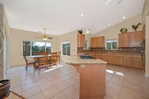 2065 Hotchkiss Ct, Cool, CA 95614 - Photo 6