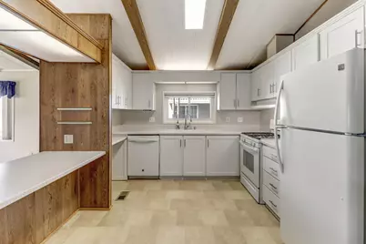 Stagecoach Dr, Sacramento, CA 95842 - Photo 20