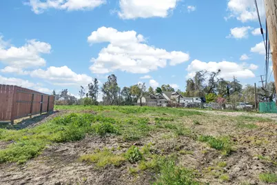 2508 Paradise Road, Modesto, CA 95351 - Photo 2