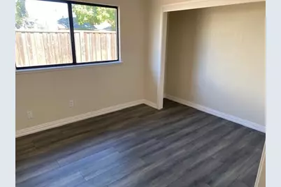 881 Spur Way, Galt, CA 95632 - Photo 8