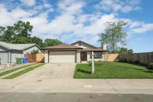 881 Spur Way, Galt, CA 95632 - Photo 2