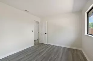 881 Spur Way, Galt, CA 95632 - Photo 6