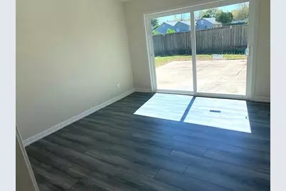 881 Spur Way, Galt, CA 95632 - Photo 10