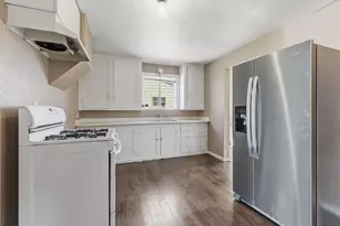 621 Poplar St, Oakdale, CA 95361 - Photo 28