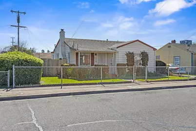 621 Poplar Street, Oakdale, CA 95361 - Photo 2