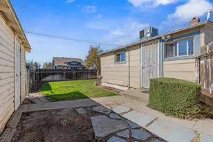 621 Poplar St, Oakdale, CA 95361 - Photo 32