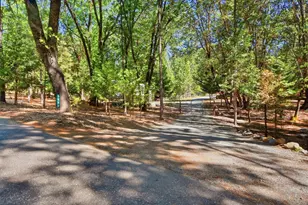 5689 Maywood Dr, Foresthill, CA 95631 - Photo 4