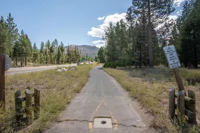 1675 Arapahoe Street, South Lake Tahoe, CA 96150 - Photo 8