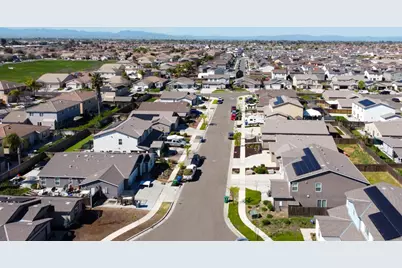 2272 Owens Court, Los Banos, CA 93635 - Photo 42