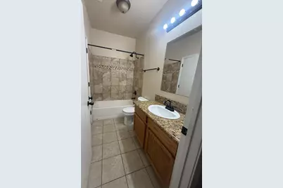 1963 Bonavista Way, Sacramento, CA 95832 - Photo 4